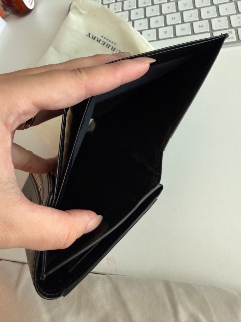 Burberry Wallet - Picture 5 of 10